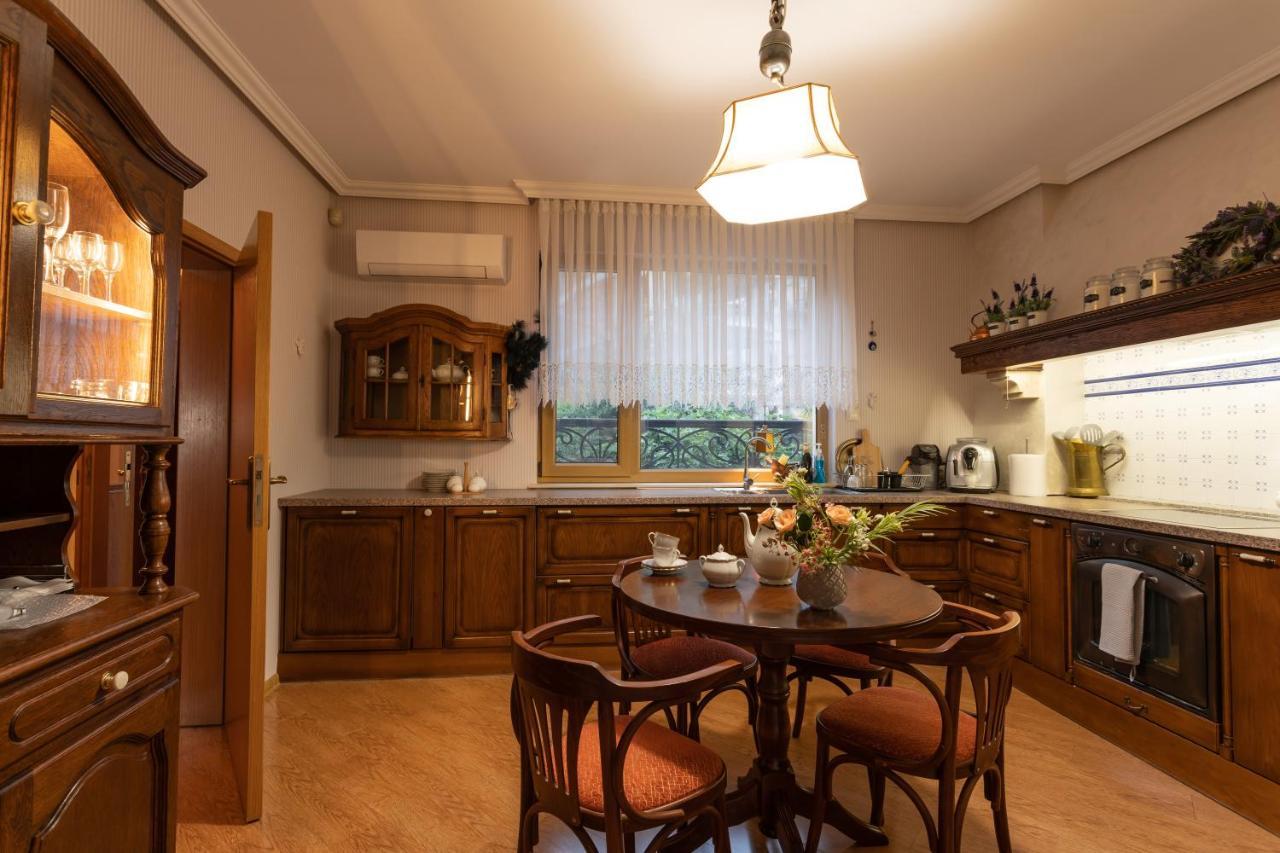 Luxury Private House In City Center Veliko Tarnovo Exterior photo